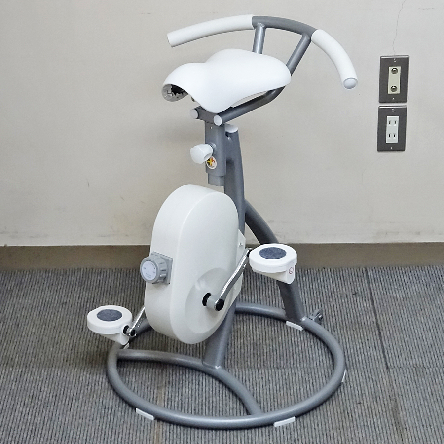 BEAXIS【スリムコアバイク2】ビーアクシス フィットネスバイク 一輪車 エアロバイク トレーニングマシン 中古品