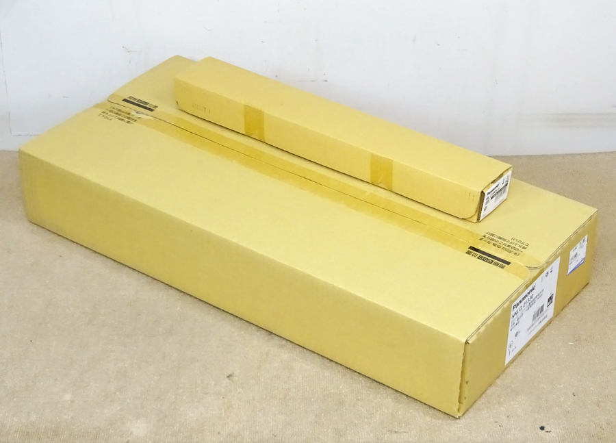パナソニック【XLG213VGN LE9】LED非常用照明器具 1600mlタイプ 昼白色 非調光 天井埋込型 下面開放型 NNLG21330 + NNL2106GN LE9 未使用品