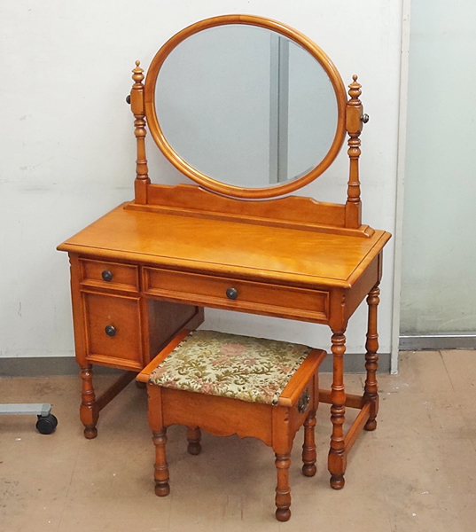 Daniel【楕円ドレッサー】ダニエル 収納付きスツール付き 楕円鏡 クラシック家具