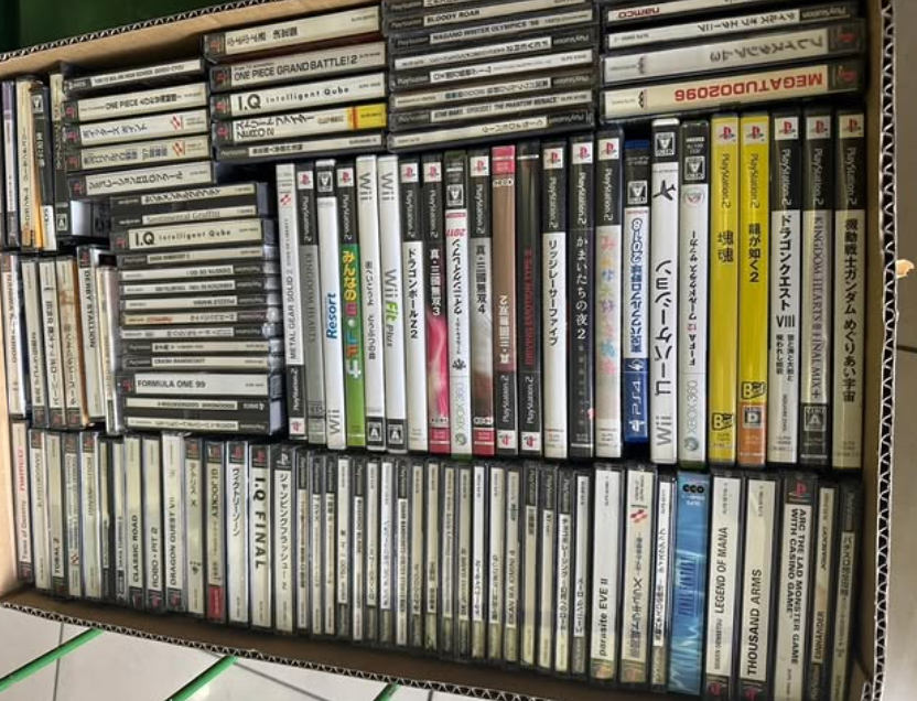 CD　DVD　ゲーム　など多数