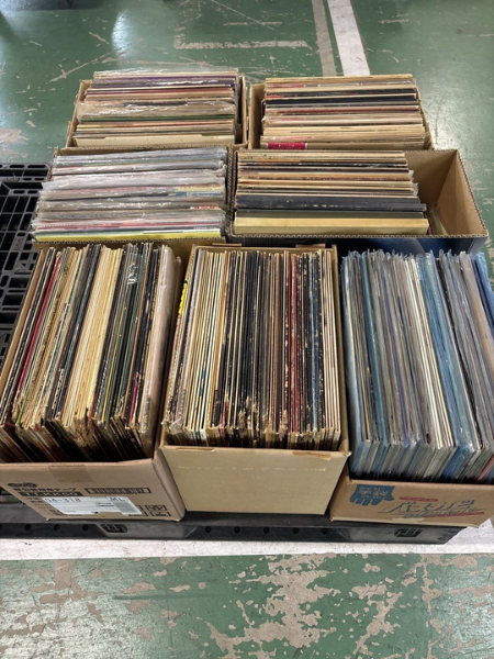 レコード　７箱